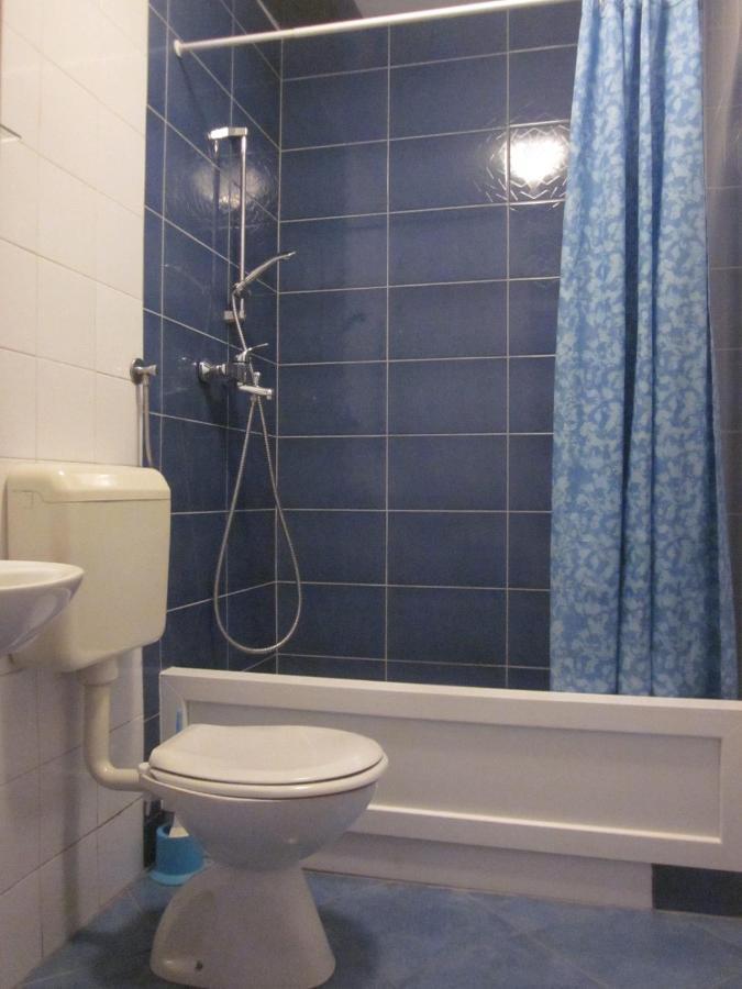 Apartments With A Swimming Pool Pula - 7356 Ngoại thất bức ảnh